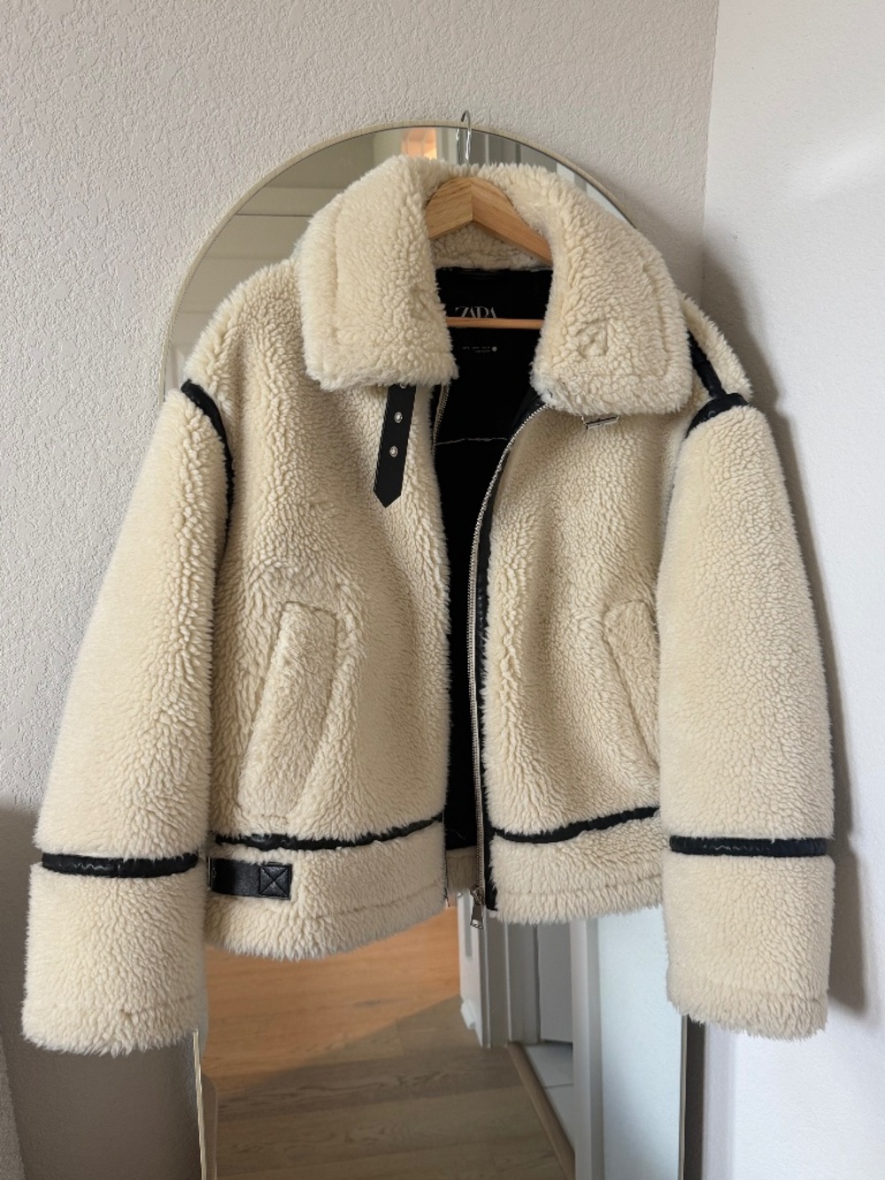 Zara Cream Faux Shearling Biker Jacket Black Trim Size S